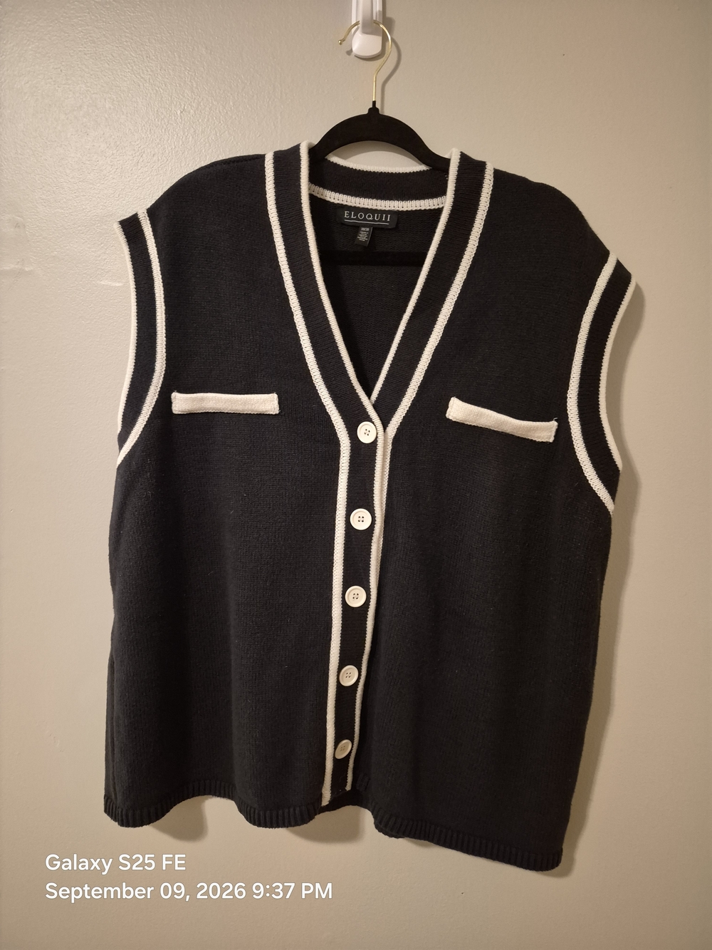 Eloquii Black Knit V-Neck Button Vest with White Trim
